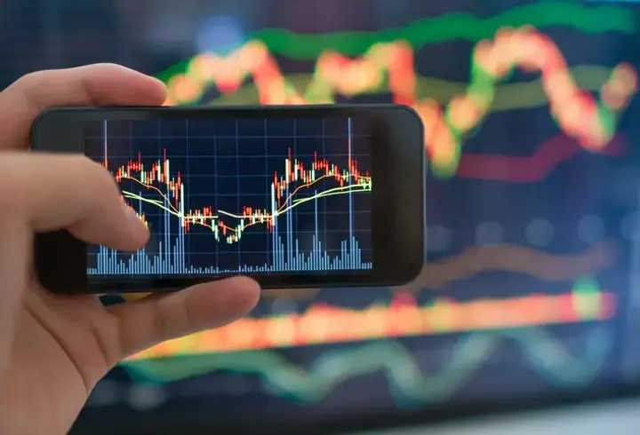 Borsa şirketleri 2025’e stratejik hamlelerle başladı