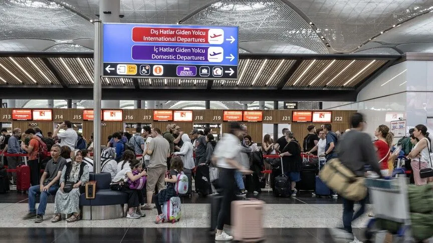 Havalimanları 3 ayda yaklaşık 50 milyon yolcu ağırladı