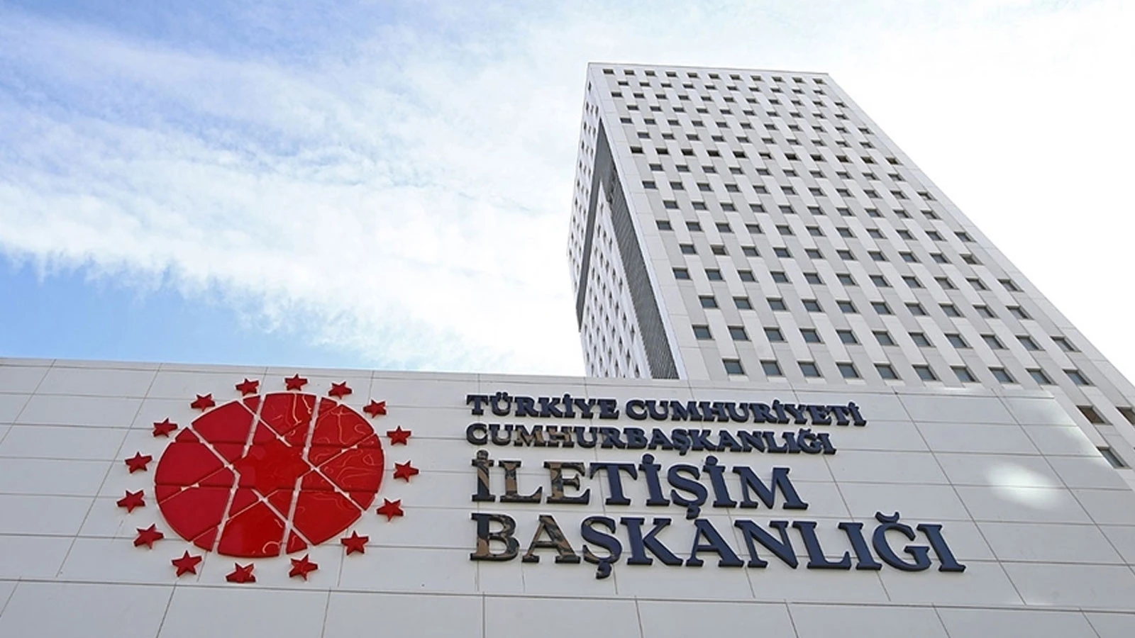 İletişim Başkanlığı, eski Bakan Nebati hakkındaki 'ihale' iddialarını yalanladı