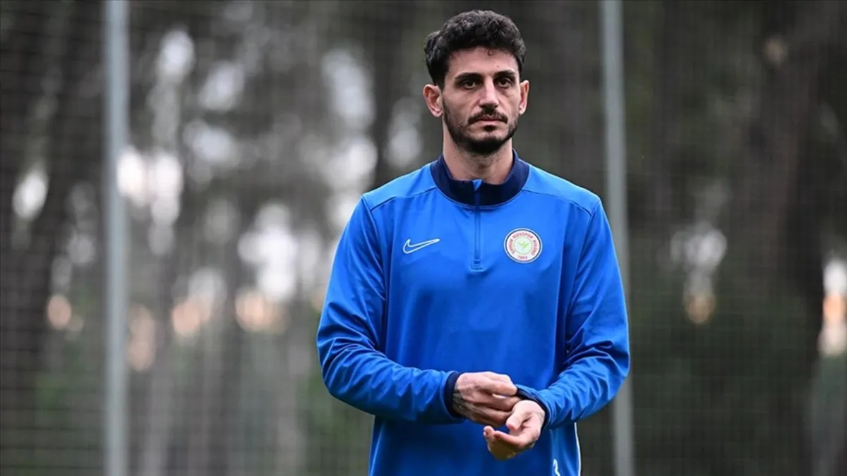 Samet Akaydın, transfere değil Çaykur Rizespor'a odaklı!