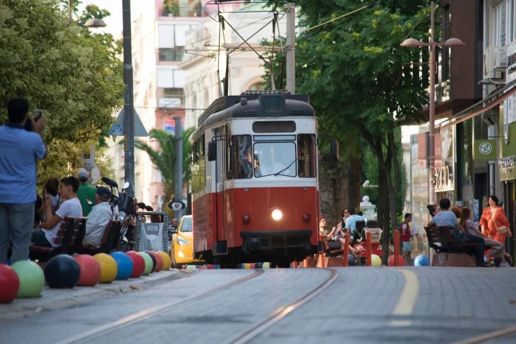 Kadıköy-Moda Tramvay Hattında Yenileme Çalışması Başlıyor