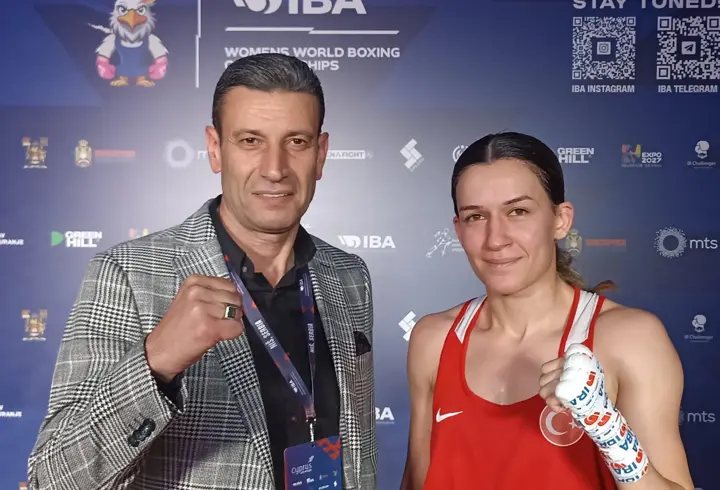 Hatice Akbaş, Kadınlar Dünya Boks Şampiyonası’nda finale yükseldi