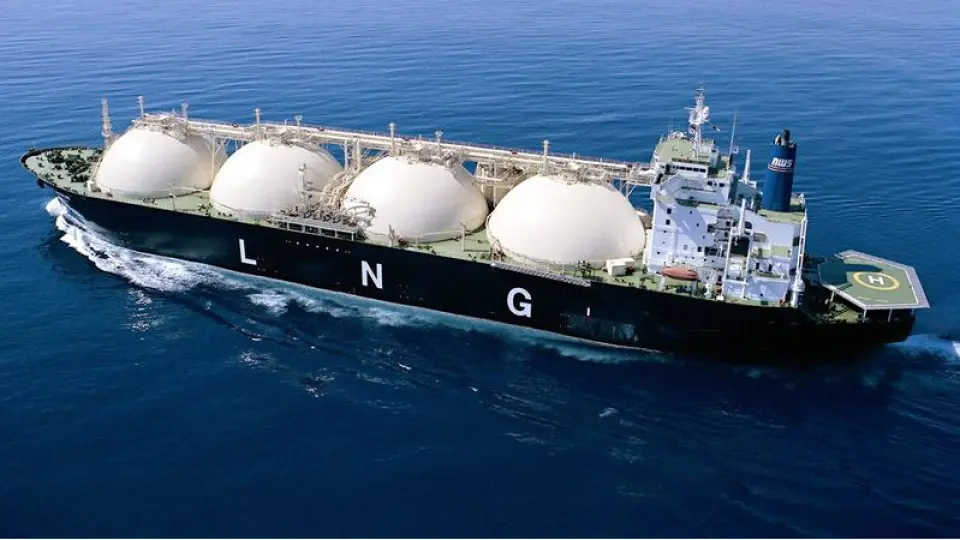 LNG gemileri rotayı Avrupa'dan Asya'ya çevirdi