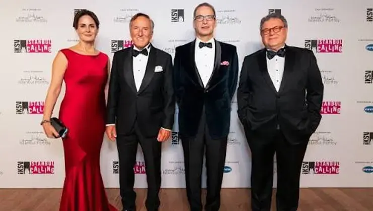 Genç Sanatçılar İçin Londra'da Coşkulu Gala