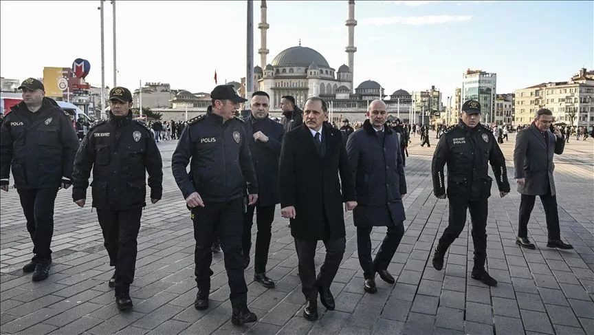 İstanbul İl Emniyet Müdürü Yıldız, yılbaşı için alınan önlemleri yerinde denetledi