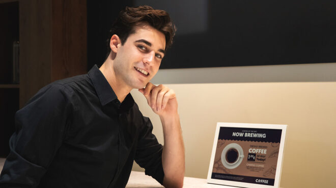 Samsung’dan Biyo-Reçine ile üretilen ilk 13 inçlik renkli E-paper ekran