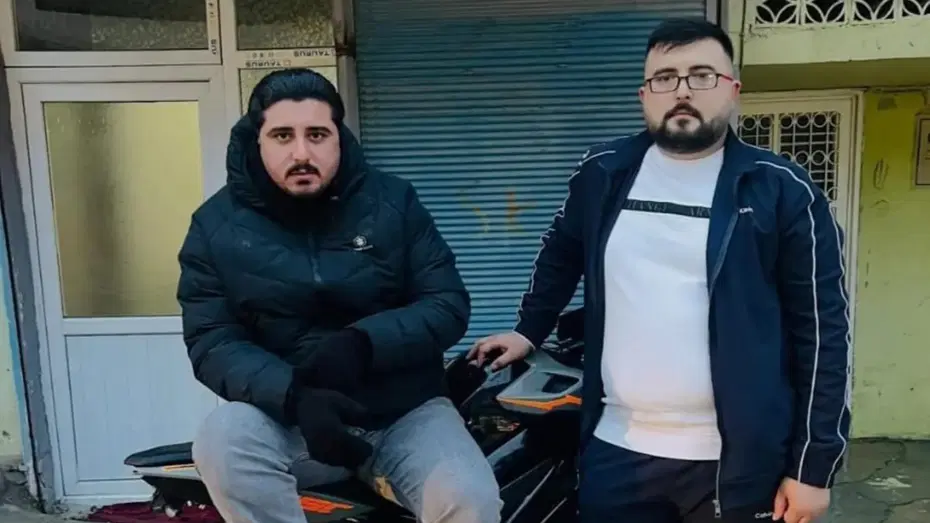 Kahvehanede başlayan kavga sokağa taştı. İki genç yaşamını yitirdi