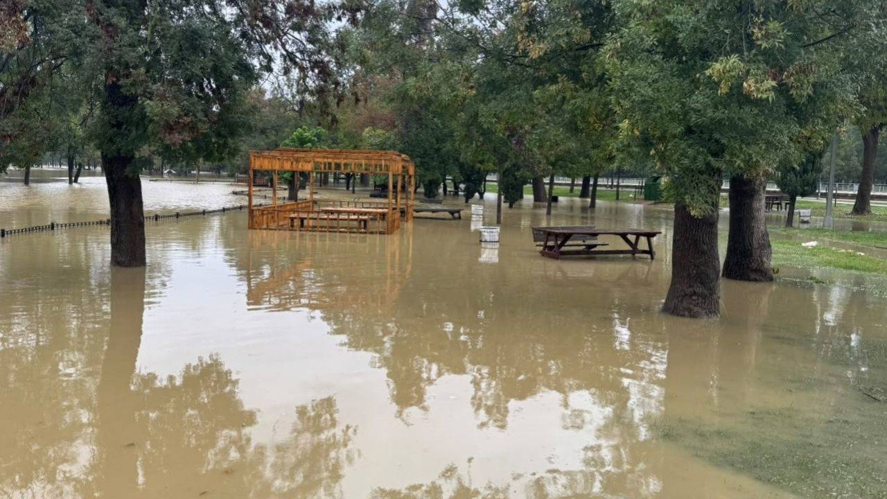 İstanbul’da Sel Felaketi: Yağmur Değil Rantın Faturası