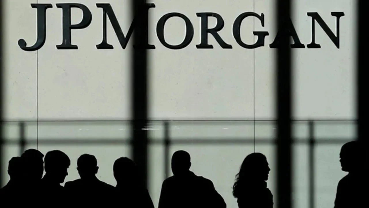 Kripto karşıtı CEO'dan geri adım! JPMorgan müşterilerine Bitcoin yolu açılıyor