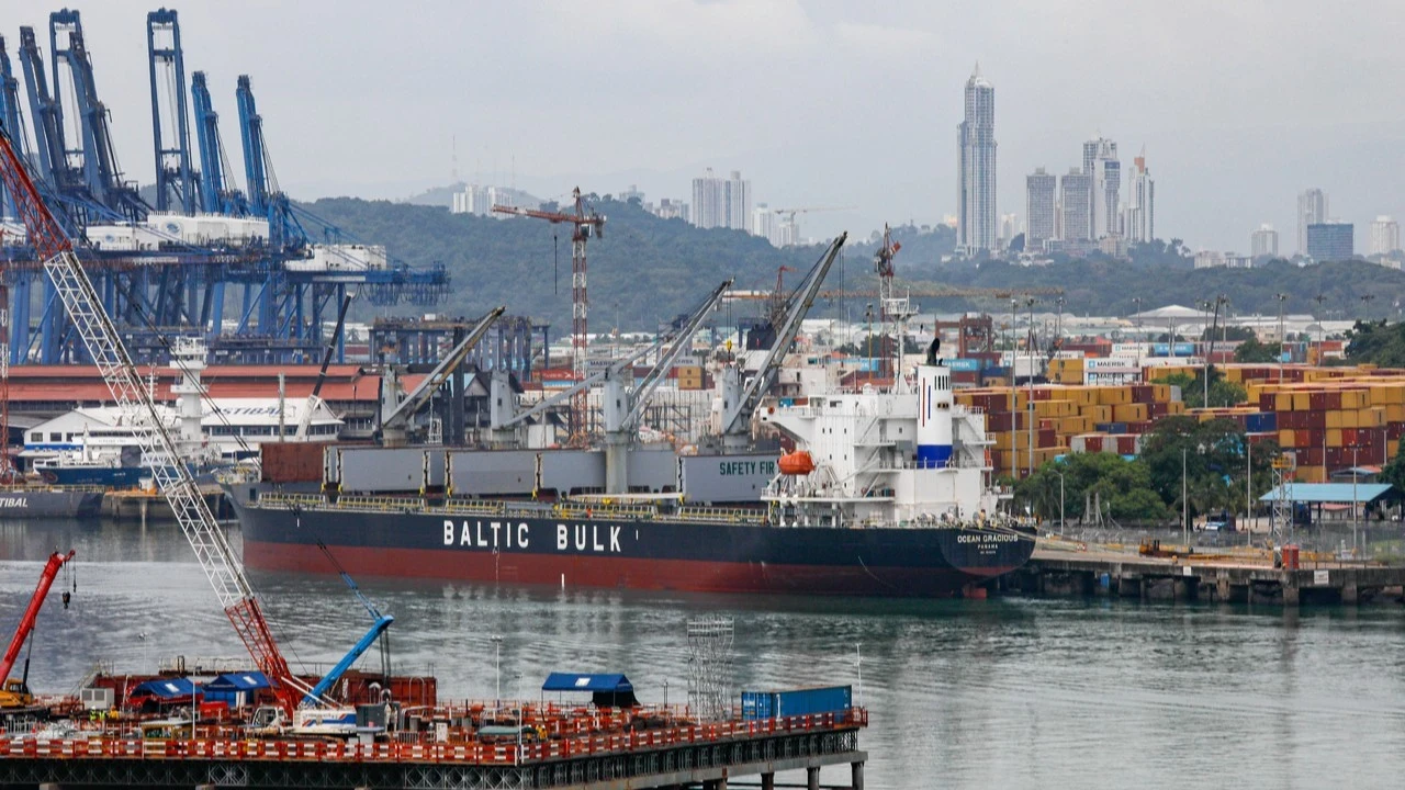 Panama Kanalı'nda su alarmı: Gemi geçişleri azaltılıyor