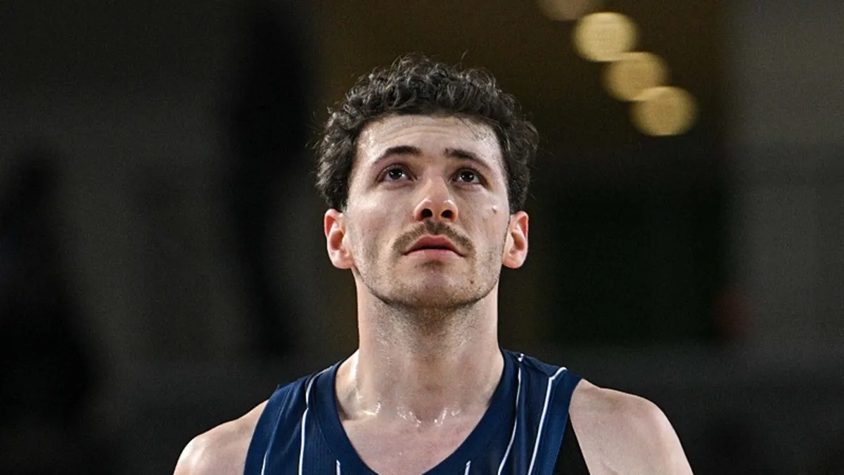 Anadolu Efes'in EuroLeague'de konuğu Kızılyıldız!