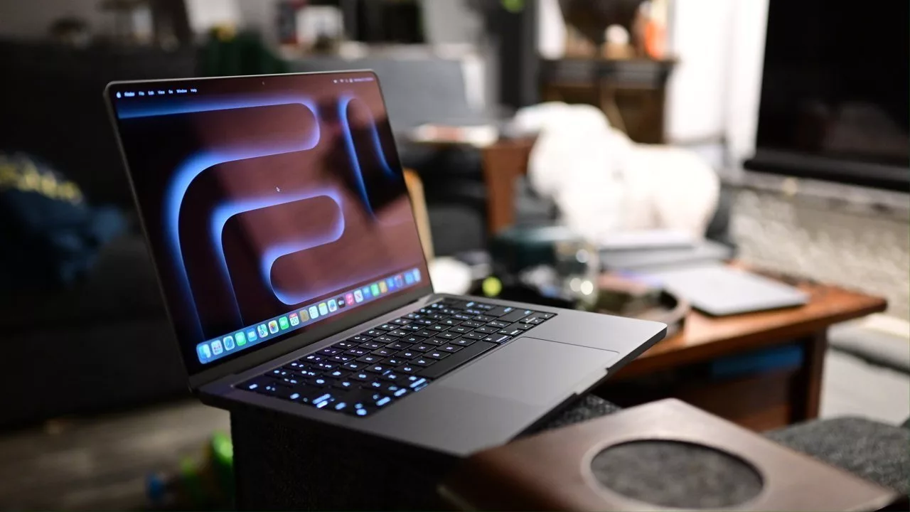Efsane Geri Dönüyor: Renkli ve Ucuz MacBook Sürprizi