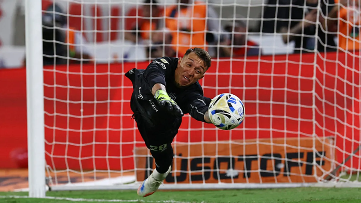 Fernando Muslera, Arjantin'de ikinci kez şampiyon!