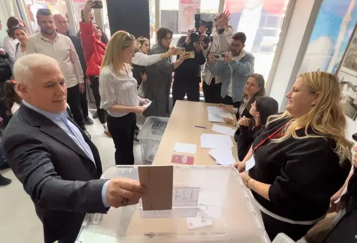 Başkan Bozbey, CHP’nin cumhurbaşkanı adayını belirlemek için oy kullandı