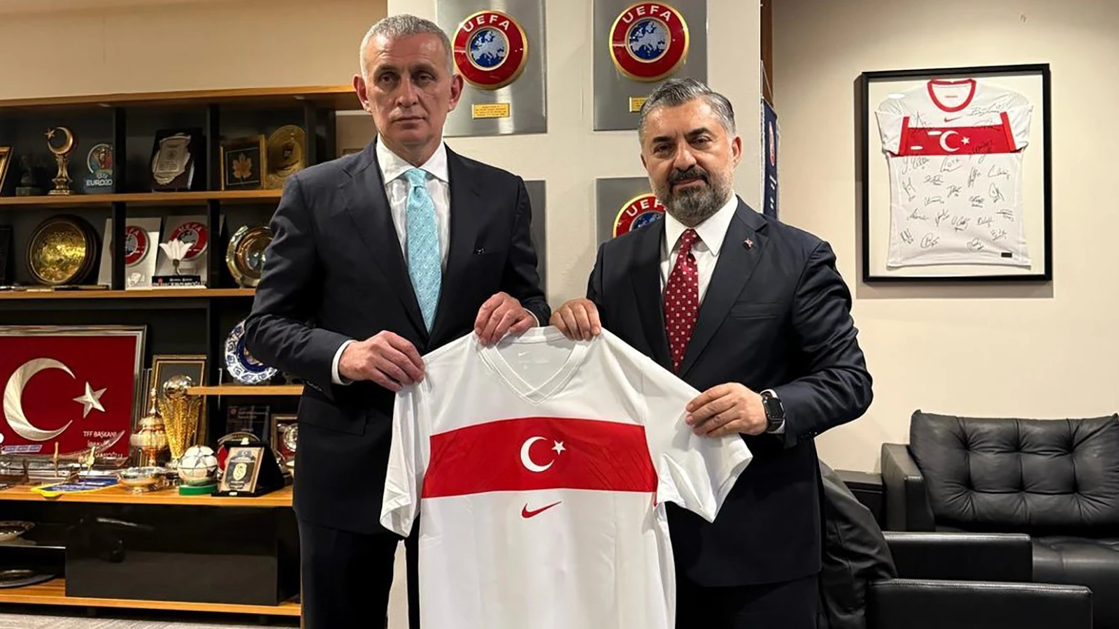 RTÜK Başkanı Ebubekir Şahin'den TFF Başkanı Hacıosmanoğlu'nu ziyaret etti