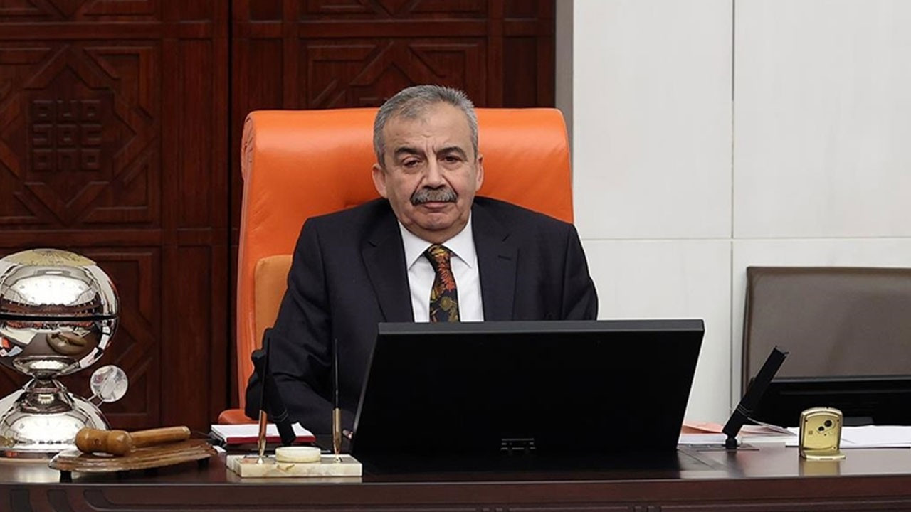 Son dakika: Sırrı Süreyya Önder ameliyata alındı! Durumu kritik