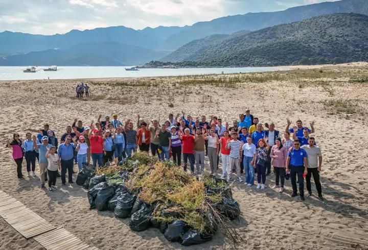 Doğa harikası Çayağzı Sahili ile deniz dibi temizlendi; 45 ton atık çıktı 