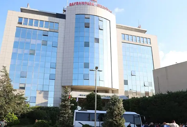 Bayrampaşa Belediyesi'ndeki Başkanvekilliği seçimini İbrahim Kahraman kazandı