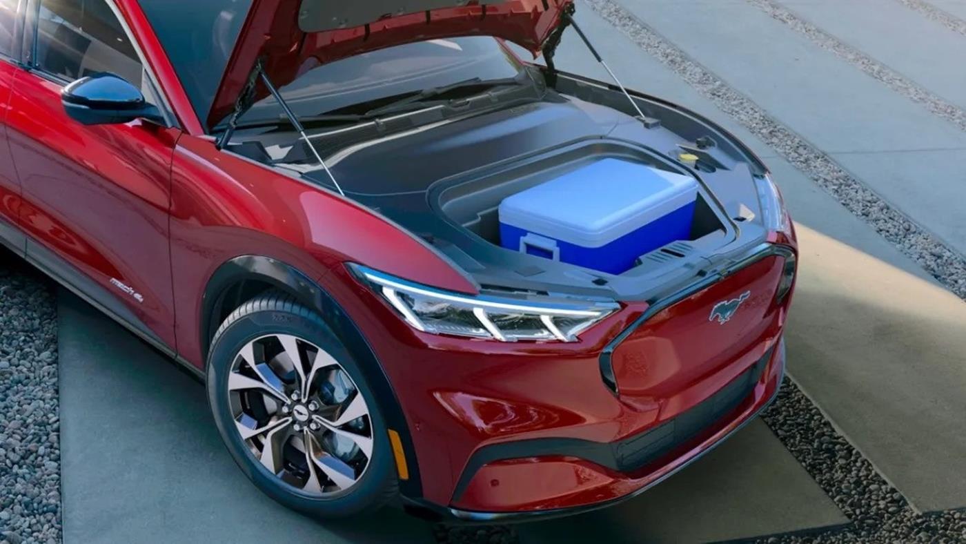 Ford'dan tartışmalı karar: Ön bagaj artık ücretli!
