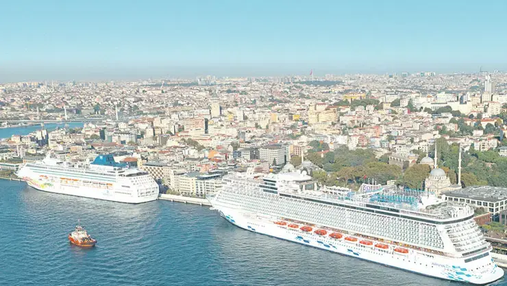 Kruvaziyerde Yaş Ortalaması Değişiyor İstanbul Ana Liman Oluyor