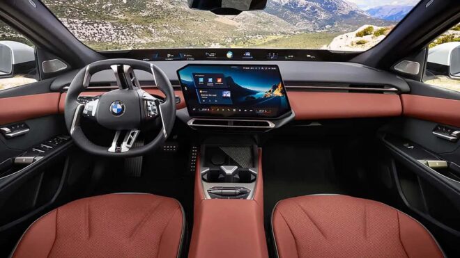 BMW: “Butonları azalttık çünkü gençler artık araçlarını sesli komutlar ve dokunmatik ekranlarla yönetmek istiyor”