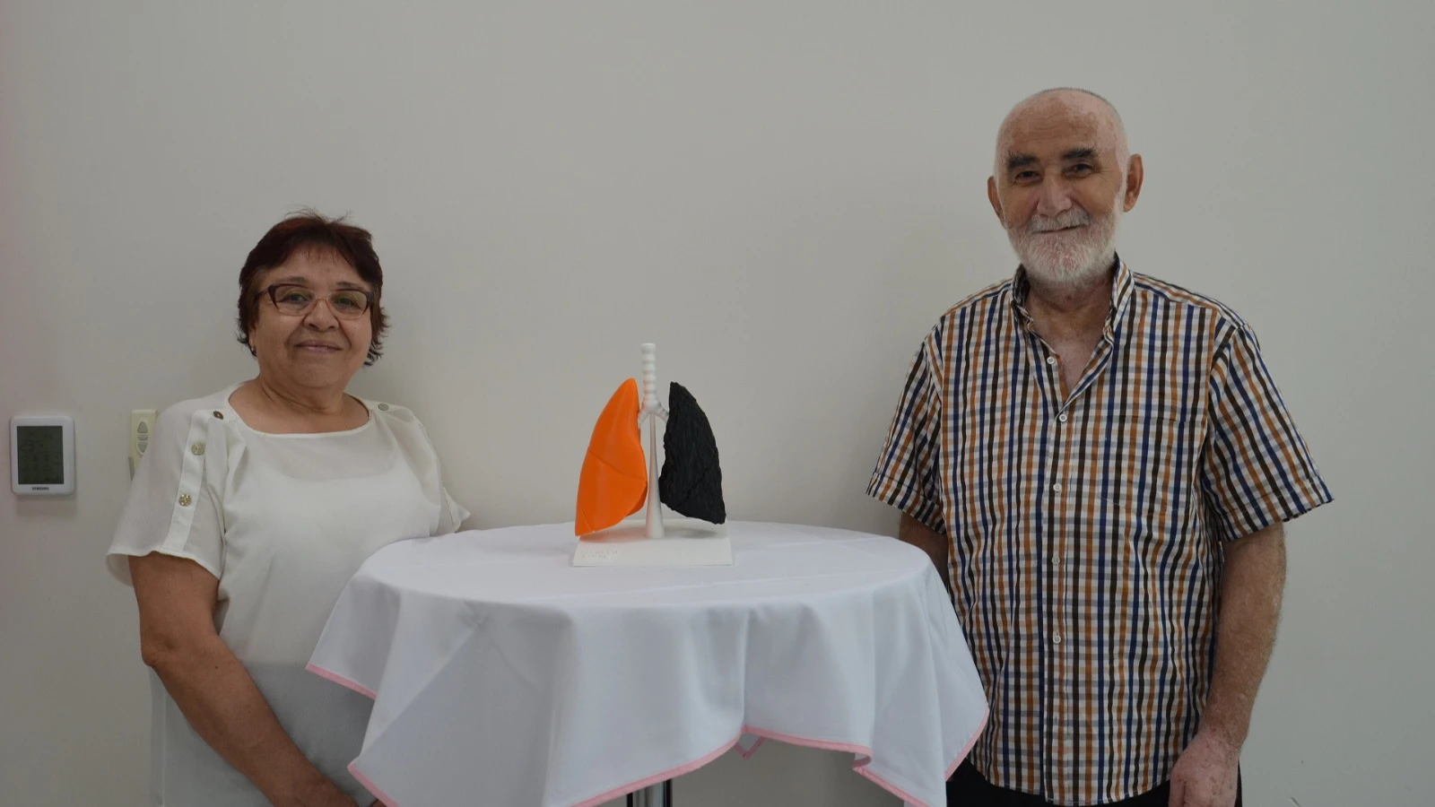 Bursa'da sigara tiryakisi çift 42 yıllık bağımlılıklarına son verdi