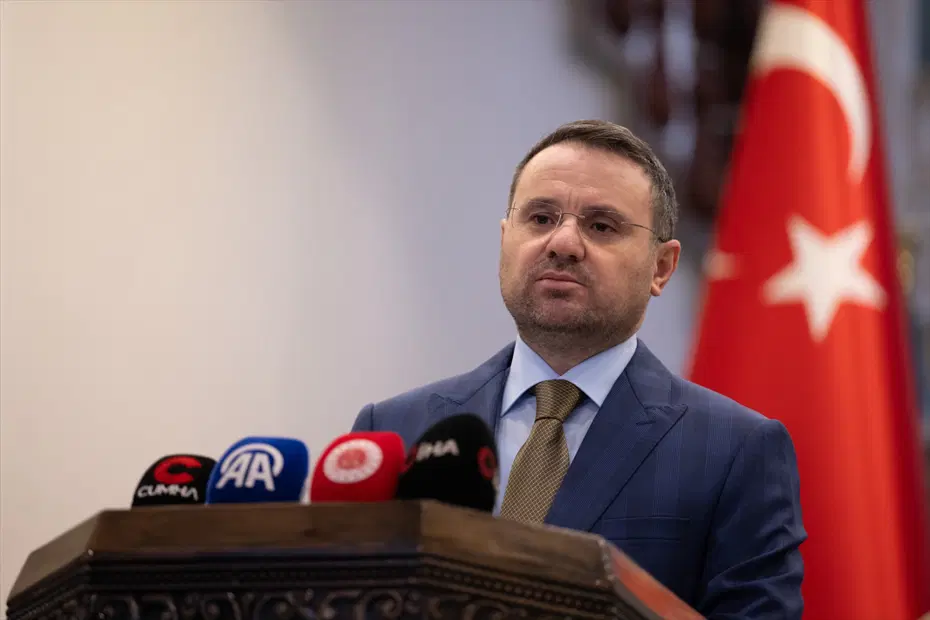 Interpol Kırmızı Bültenle Arıyordu. Kripto Para Dolandırıcısı İstanbul'da Yakalandı