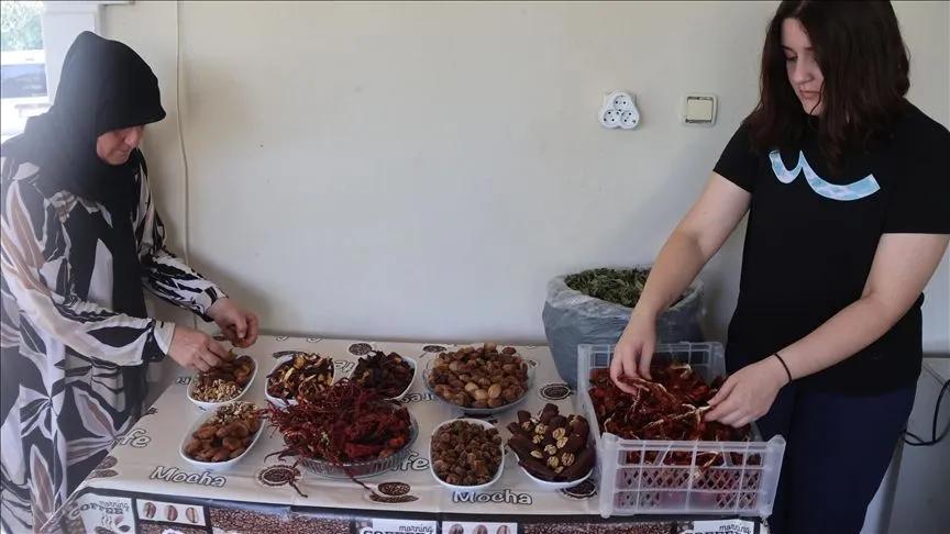 Iğdır'da kadın çiftçiler "kurutma makinesi" desteğiyle kazançlarını katlıyor