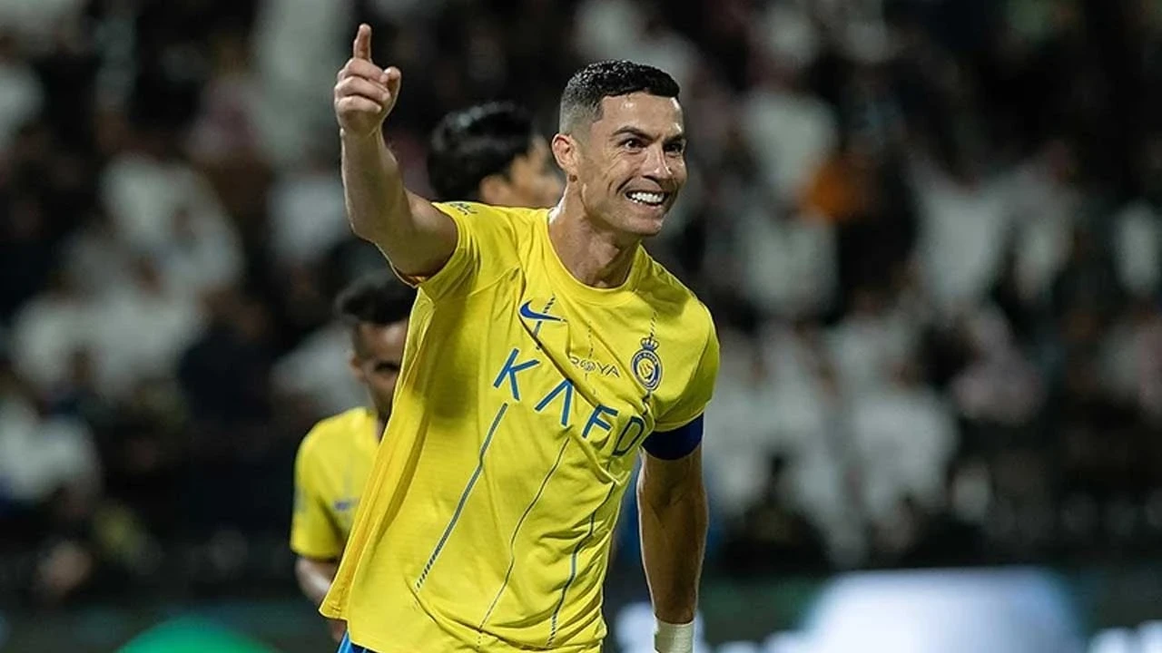 Ronaldo, Dünya Kupası'nın grup maçlarında forma giyebilecek mi?