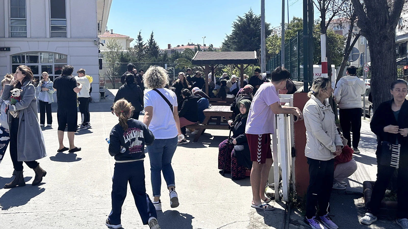 AFAD: Herhangi bir can kaybı ve yıkım ihbarı bulunmamaktadır
