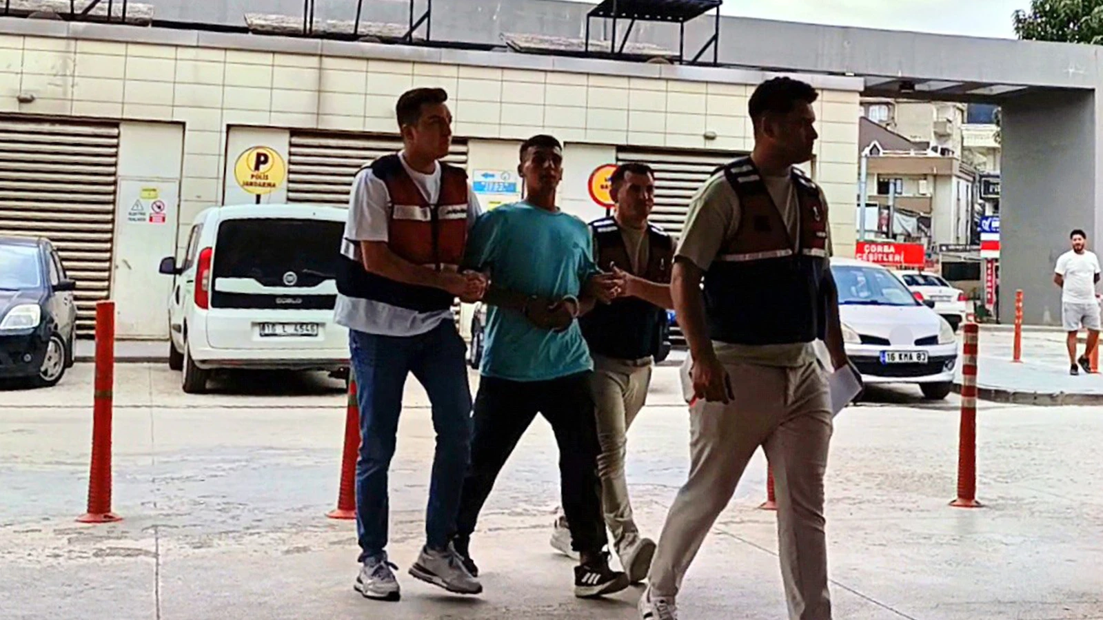 Jandarma ve polis ekipleri oto farelerinin ensesinde