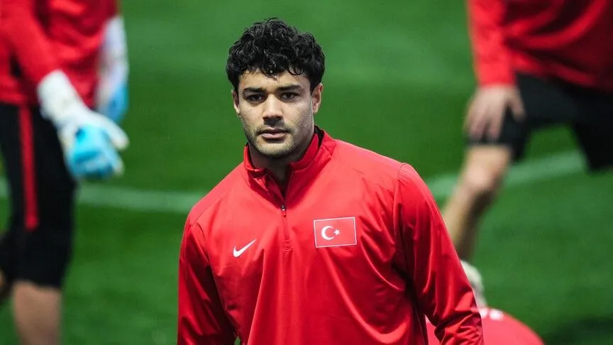 Hoffenheim, milli futbolcu Ozan Kabak'ın sözleşmesini uzattı