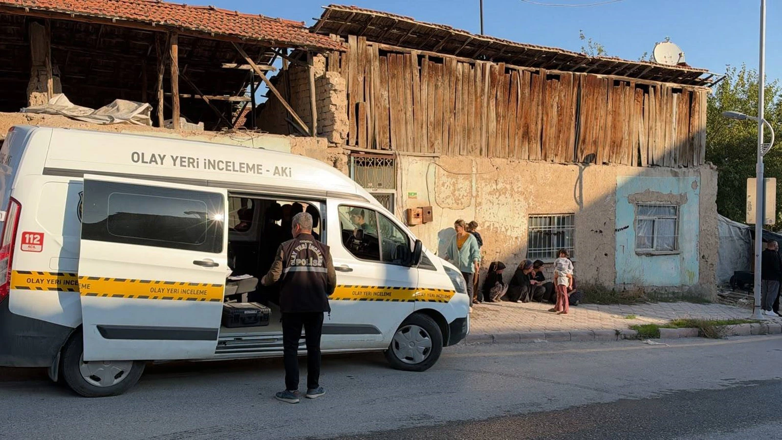 Malatya'da Dehşet: Gizlice Girdiği Evde Kendisini Terk Eden Kadın İle Annesini Bıçakladı