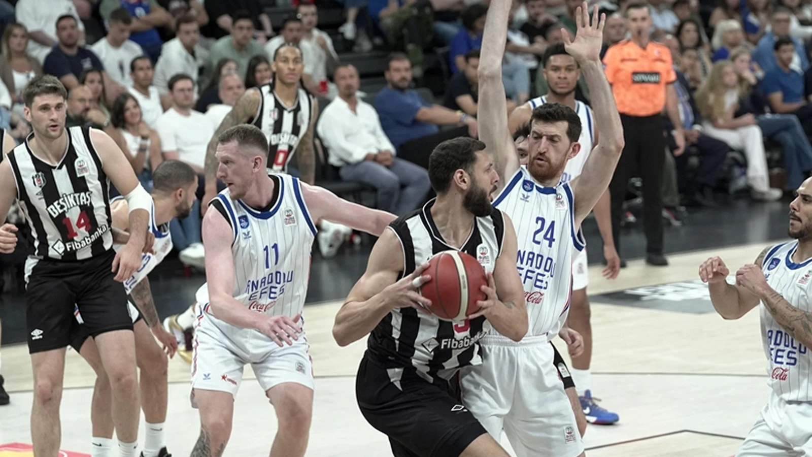 Beşiktaş Fibabanka, Dusan Alimpijevic ile şampiyonluğu hedefliyor