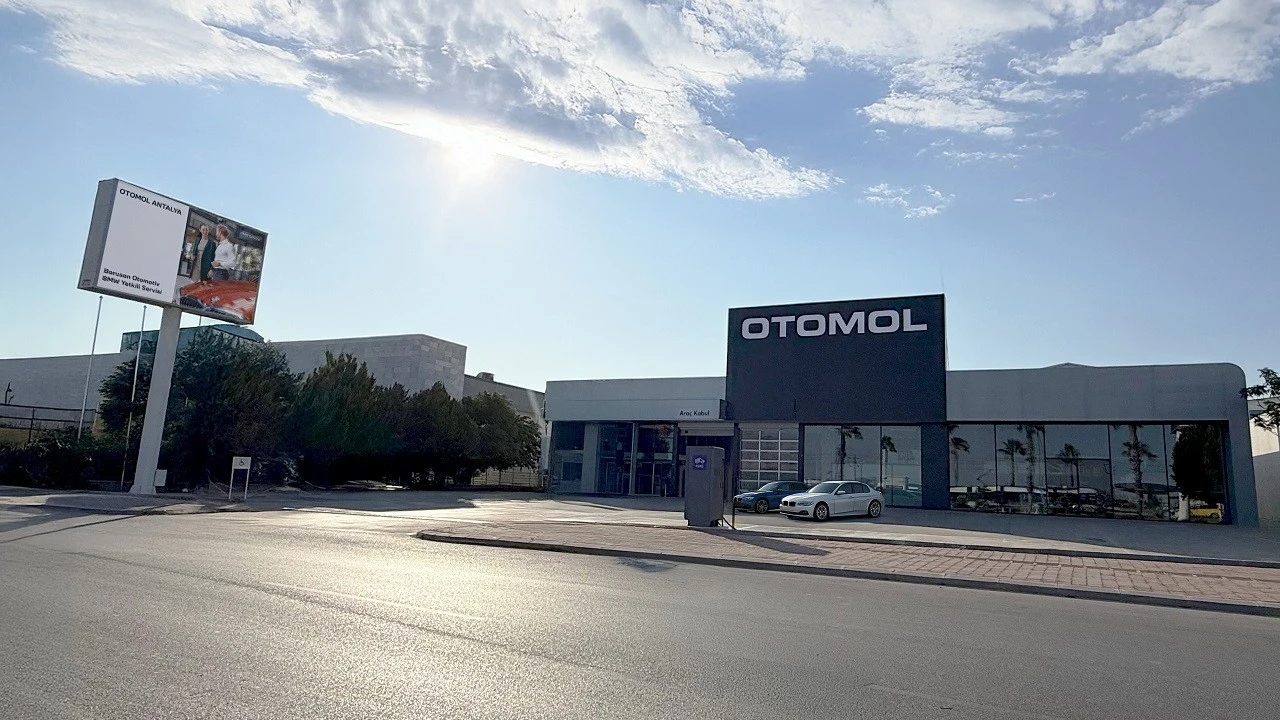 BMW ve MINI yetkili servisi Otomol’ün Antalya tesisi hizmete açıldı