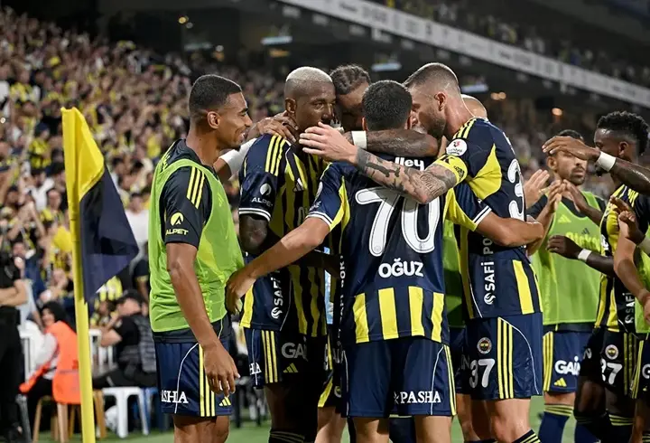 Fenerbahçe 3-1 Kocaelispor Maç Özeti | Kanarya, evinde 3 puanı aldı