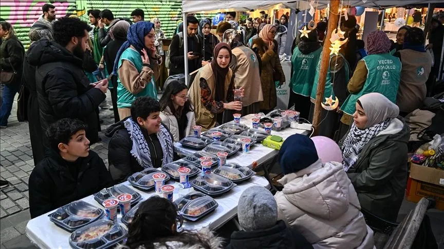 İstanbul'da STK'lerden "15 Ramazan Dünya Yetimler Günü" programı