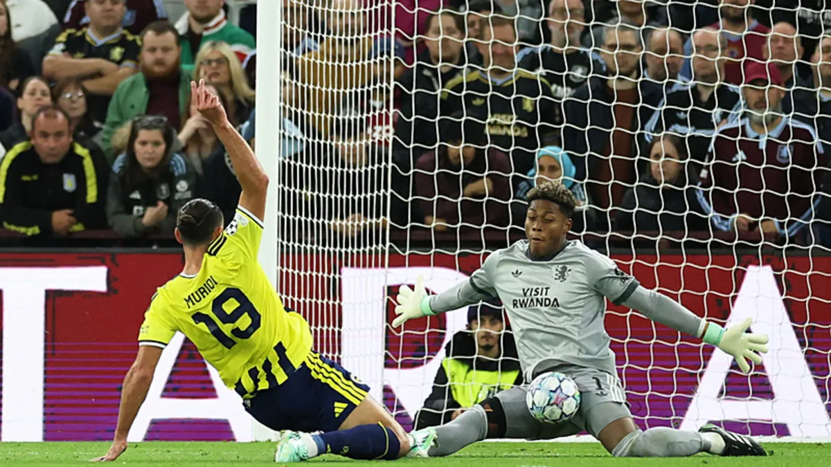 Fenerbahçe'de Vedat Muriç karşı karşıya pozisyondan yararlanamadı!