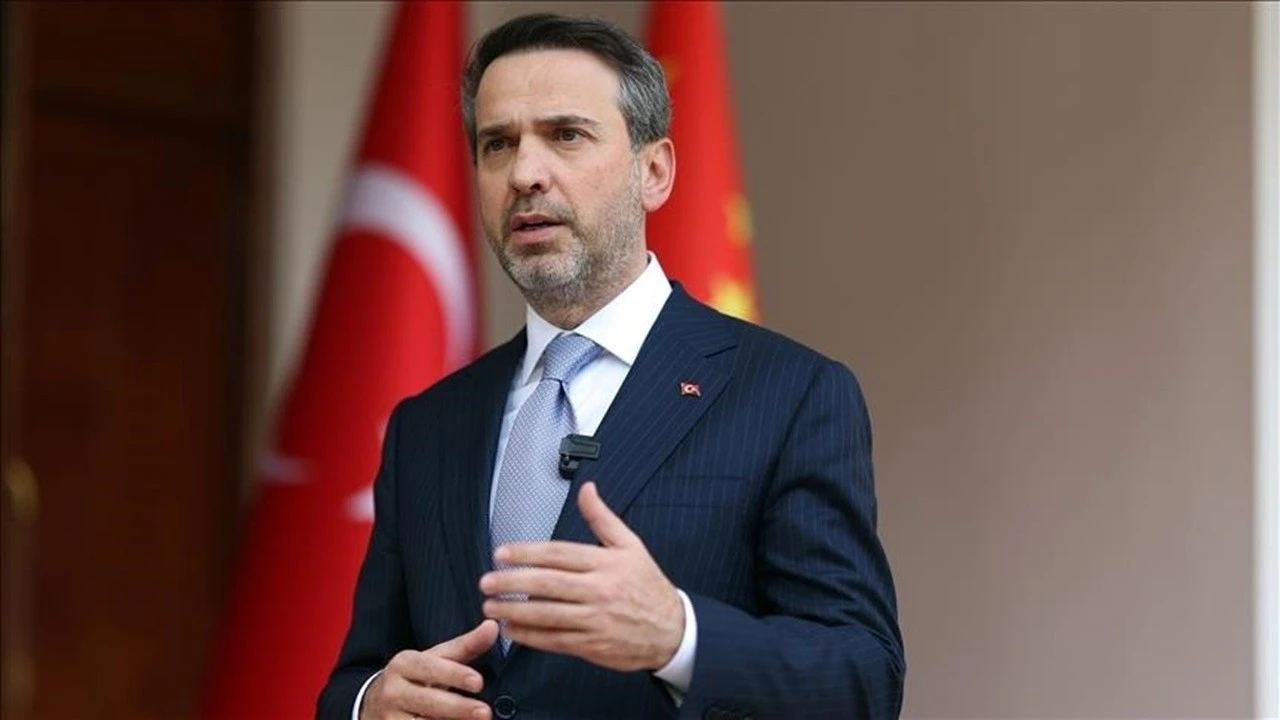 Bakan Bayraktar: 2028 hedefi yerli gazı 16 milyon haneye ulaştırmak