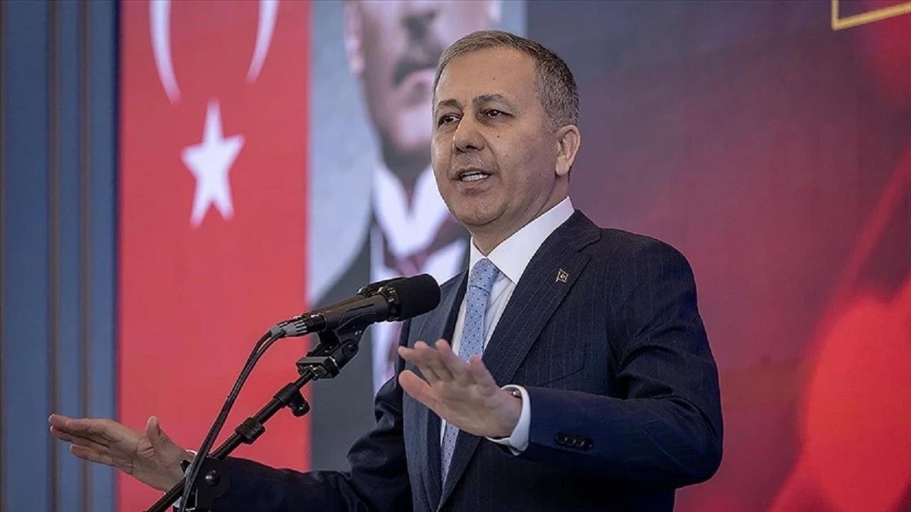 Yerlikaya'dan KIZILELMA açıklaması: Bu, dünyada bir ilkti