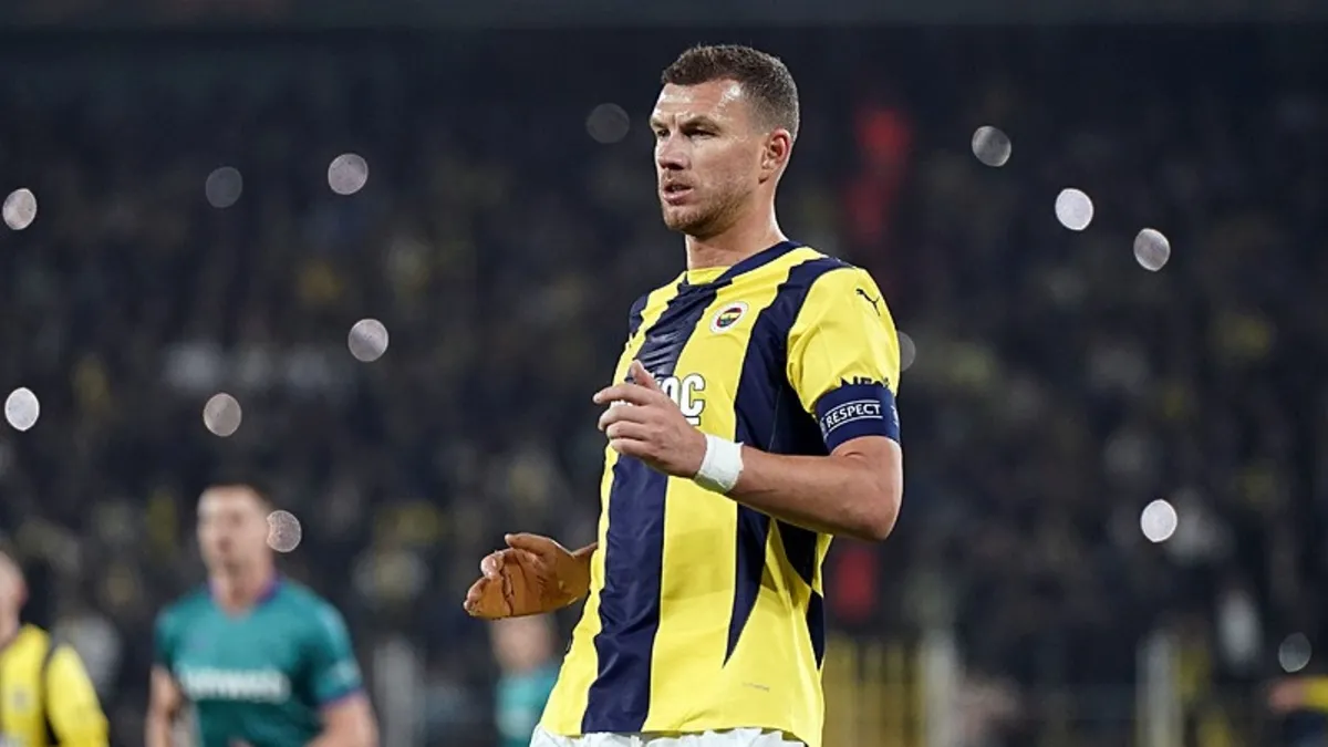 FENERBAHÇE HABERİ - Dzeko'ya sürpriz talip çıktı! Transfer kararı şaşırttı