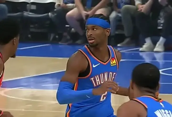 NBA'de son şampiyon Oklahoma City Thunder, yeni sezona galibiyet serisiyle başladı