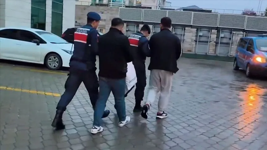 İki haftada düzenlenen uyuşturucu operasyonlarında 424 şüpheli yakalandı