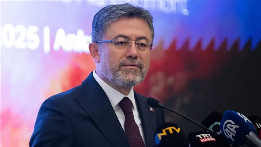 Tarım ve Orman Bakanı Yumaklı'dan orman yangınlarına karşı uyarı