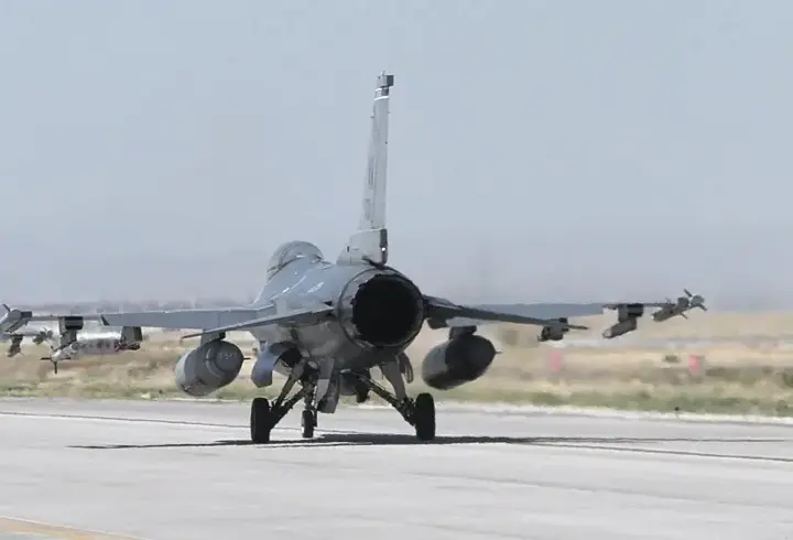 KONYA'DA NEFES KESEN TATBİKAT! Savaş uçakları peş peşe havalandı