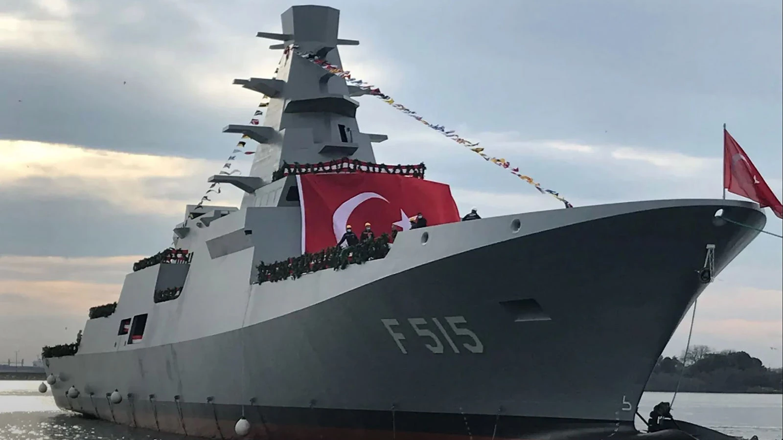 Fuarın yıldızı fırkateynler, Türk yatırımları dünya basınında