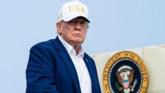 Trump'tan, İran'a yardım eden ülkelere 'ekonomi' tehdidi 