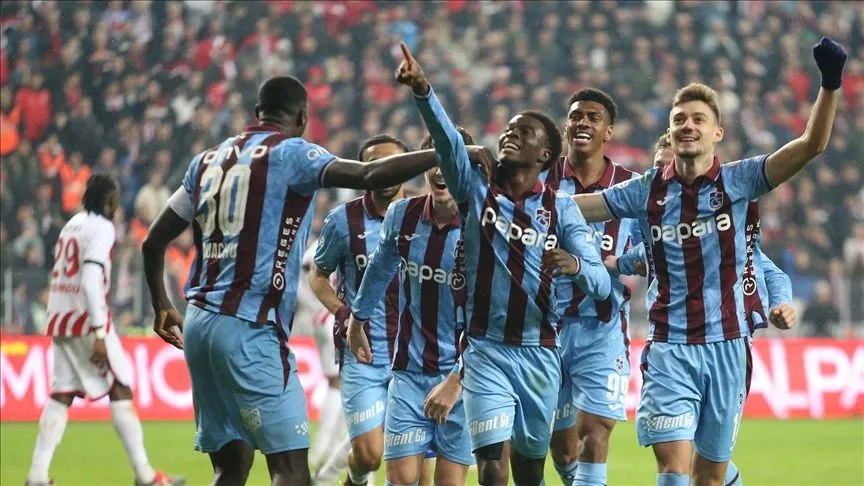 Trabzonspor, Samsunspor deplasmanında 3 golle kazandı