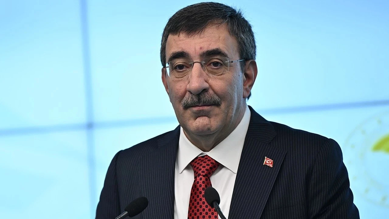 Cumhurbaşkanı Yardımcısı Yılmaz, sanayi üretim endeksini değerlendirdi