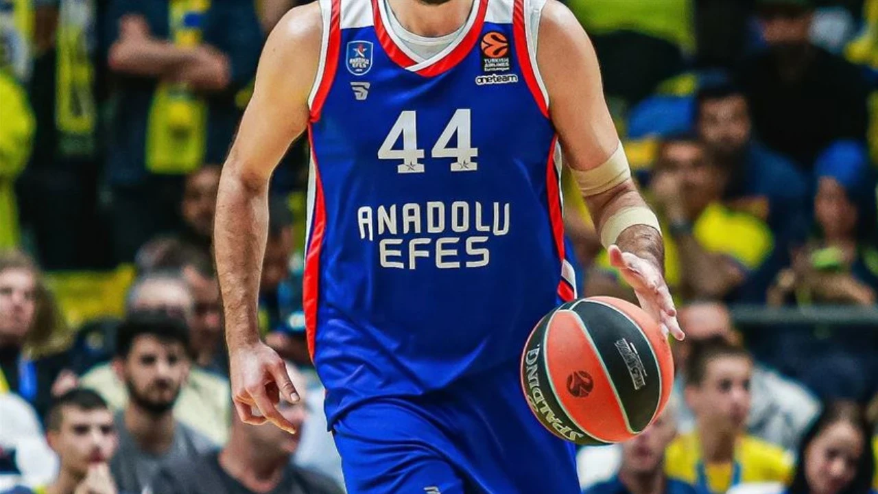 Anadolu Efes Dubai Basket maçı ne zaman, saat kaçta, hangi kanalda?